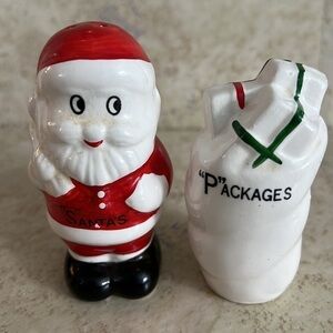 Vintage Santa with his Christmas packages salt and pepper shakers Taiwan